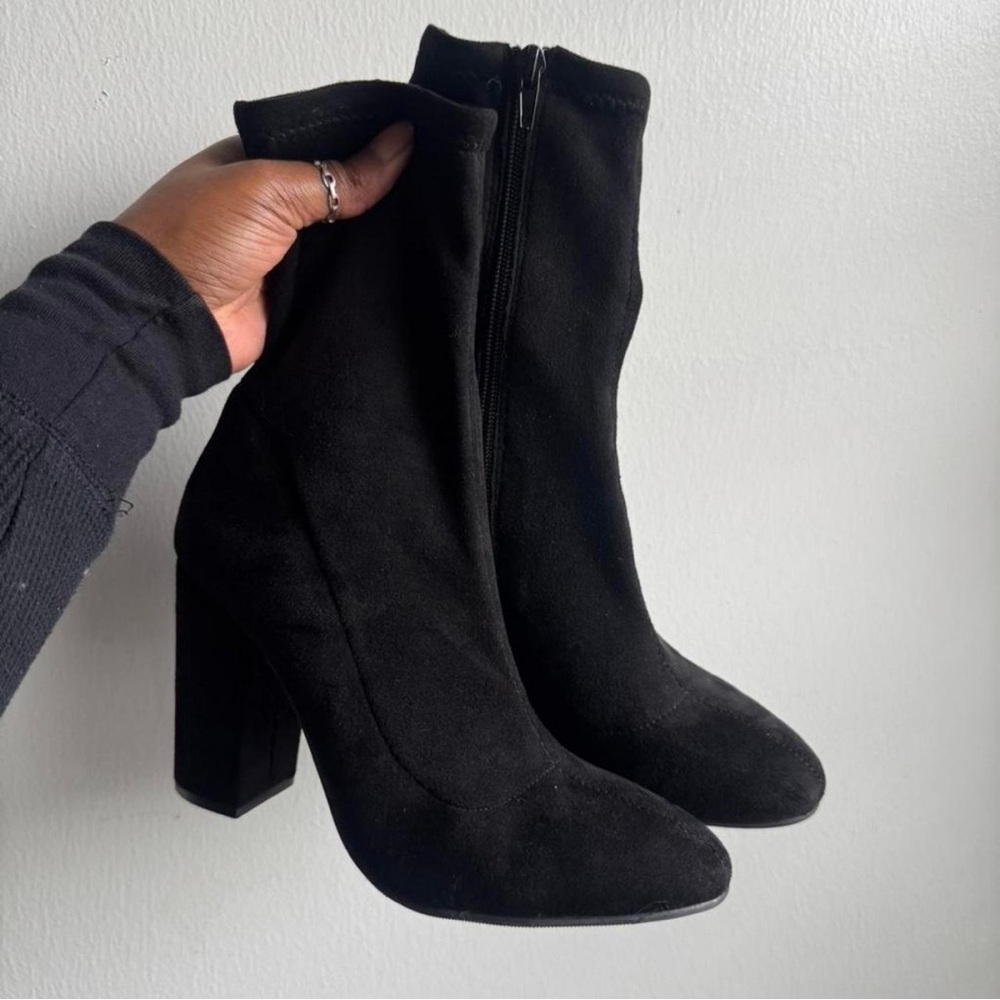 Zara Black Suede Heeled Boots
